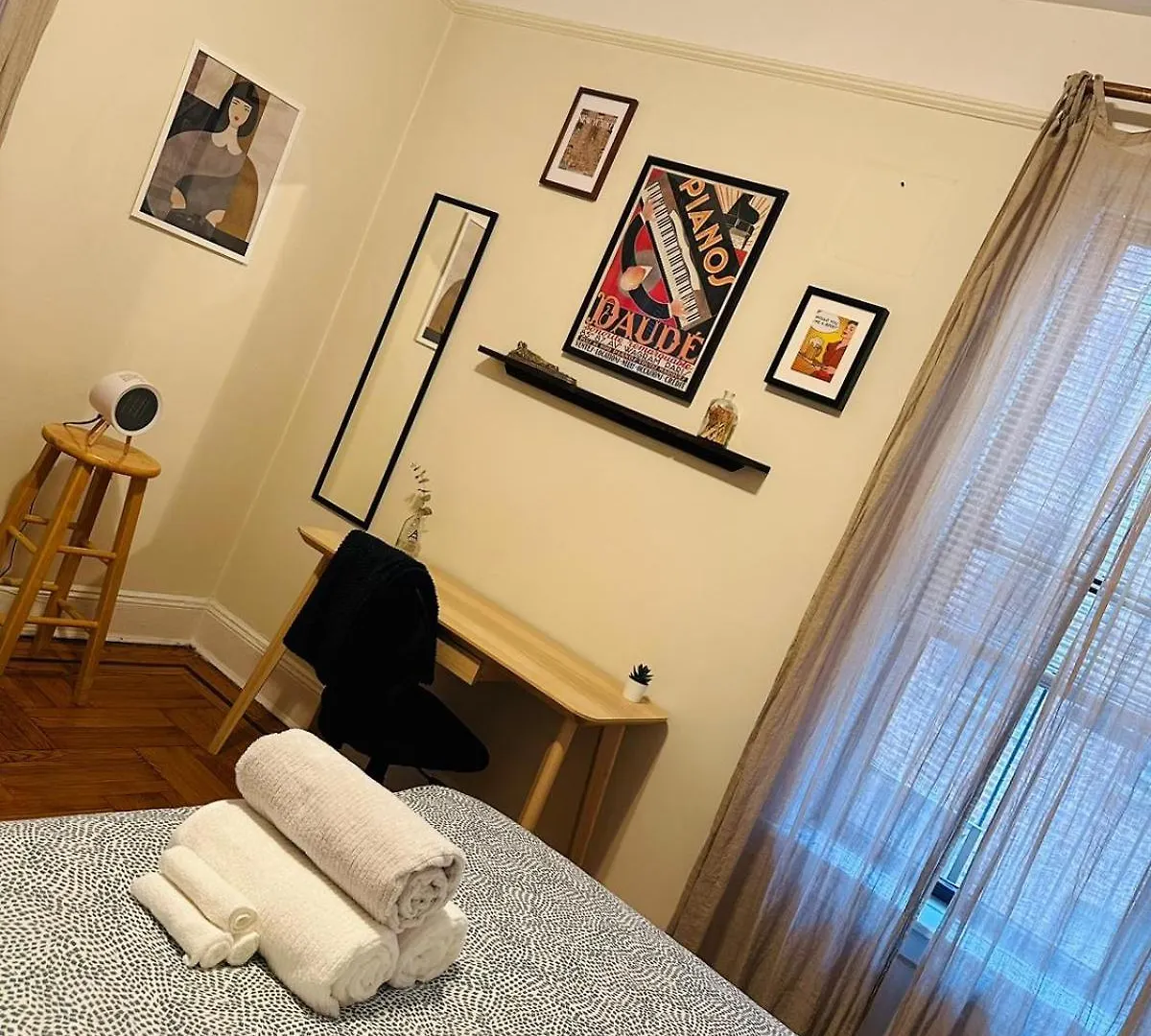 Sunnyside One Bedroom Apt Νέα Υόρκη
